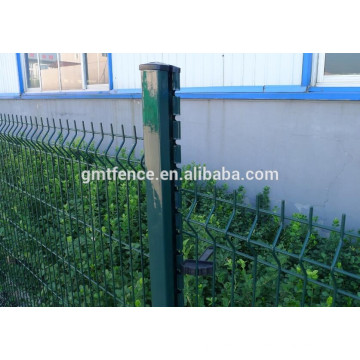 PVC/PE Coated Welded Iron Wire Mesh Fence/ Triangle Bending Fence